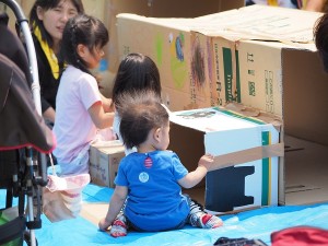 ちびちゃんも楽しめるよちよちコーナーもありますよ。